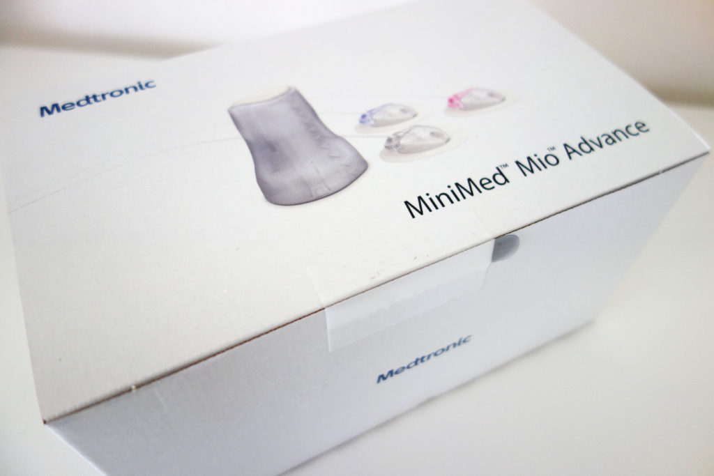 Minimed Mio Advance box